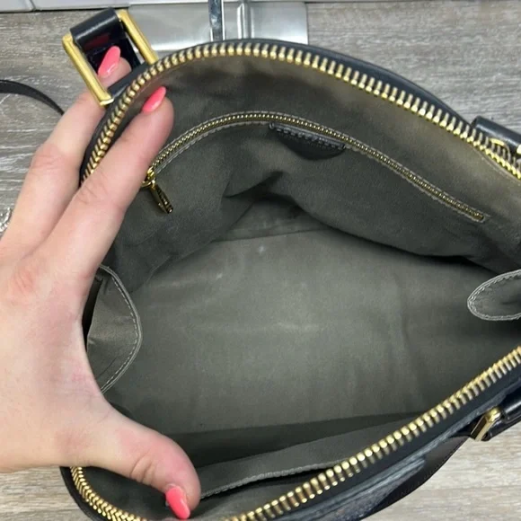 Marc Jacob’s Sutton Dome Leather Satchel - Picture 5 of 9